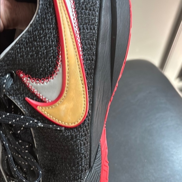 Lebron XX Men Size 8 Gold/Black University Red DJ5423-001 Miami Heat main image 8